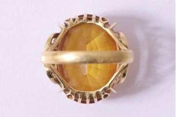 ヴィンテージアクセサリー　K18　装飾が美しい琥珀色のリング(指輪、ビンテージ)(R-045390)
