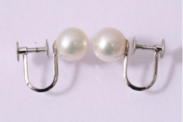ヴィンテージアクセサリー　K14WG　ホワイトゴールド　ビンテージパールイヤリング(R-045394)