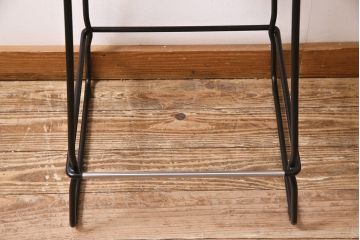 中古　スペイン　Viccarbe(ヴィッカルベ)社　LAST MINUTE Medium Stool　軽やかなデザインがかっこいいスツール(チェア、椅子、カッシーナ、Cassina)(定価約8万円)(R-045407)