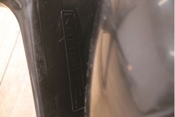 中古　イタリア　kartell(カルテル)社　Spoon(スプーン)　ユニークなデザインの回転イス(回転椅子、チェア、ハイスツール)(定価約8万円)(R-045408)