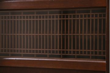 アンティーク家具　昭和初期　前面ケヤキ・ヒノキ材　組子格子が美しい水屋箪笥(収納棚、食器棚)(R-045420)