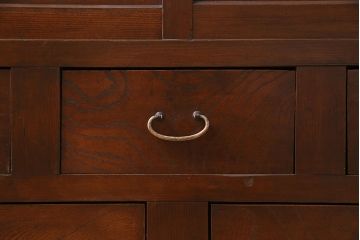 アンティーク家具　昭和初期　前面ケヤキ・ヒノキ材　組子格子が美しい水屋箪笥(収納棚、食器棚)(R-045420)