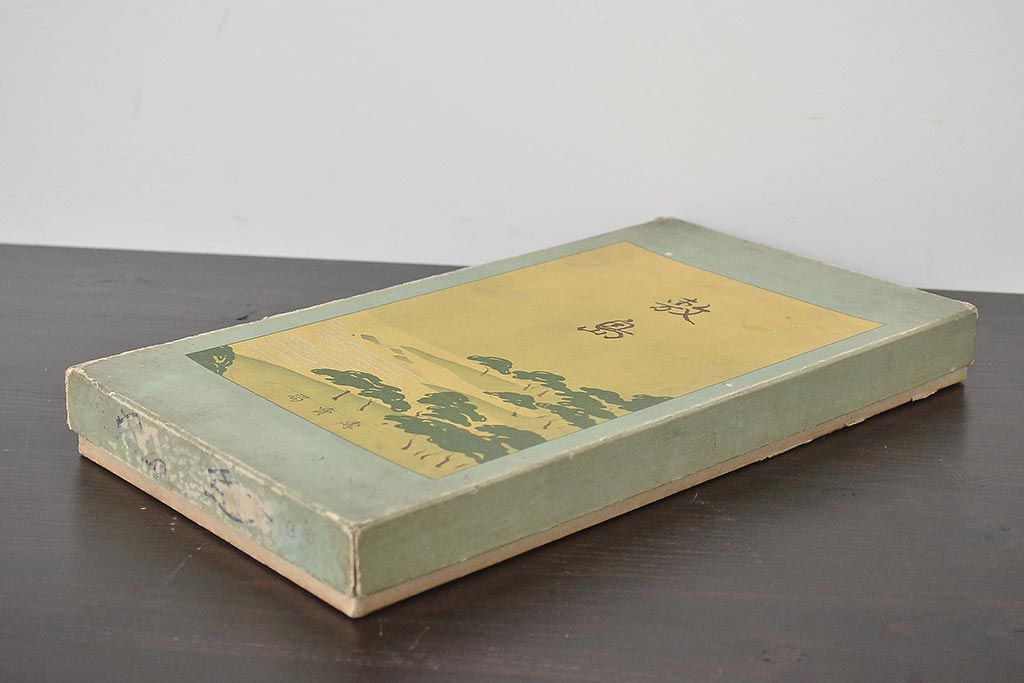 古い　たばこなど色々(ききょう、はぎ、山吹、タバコ、松葉、灰皿、三越マッチ、煙草)(R-045468)