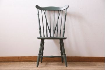 ヴィンテージ家具　当店ペイント　シックなカラーが落ち着きのある空間を演出するダイニングチェア(ウィンザーチェア、椅子、アームレスチェア、ビンテージ、ウインザーチェア)(R-045476)