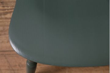 ヴィンテージ家具　当店ペイント　シックなカラーが落ち着きのある空間を演出するダイニングチェア(ウィンザーチェア、椅子、アームレスチェア、ビンテージ、ウインザーチェア)(R-045476)