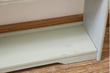 ペイント家具　昭和中期　フレンチカントリーにぴったりなオープンラック(本棚、ウッドシェルフ、収納棚、飾り棚)(R-045501)