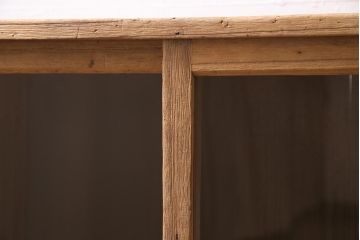 アンティーク家具　大正昭和初期　ストリップド(剥離)　桐材の柔らかな木肌が楽しめるガラス戸棚(収納棚、食器棚、キャビネット)(R-045503)