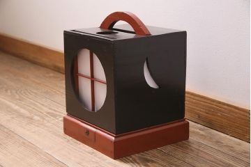 アンティーク雑貨　古民具・骨董  昭和初期　粋な風情溢れる有明行灯・小(行燈・照明)(R-045516)