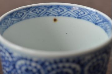 江戸〜明治期　古伊万里　蛸唐草文染付　蕎麦猪口2客(和食器)(R-045522)