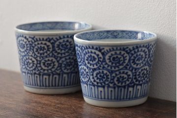 江戸〜明治期　古伊万里　蛸唐草文染付　蕎麦猪口2客(和食器)(R-045522)