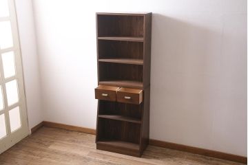 ラフジュ工房オリジナル　無垢材使用　シンプルで使い勝手の良いレトロな薄型ブックシェルフ(収納棚、本棚、ウッドシェルフ)(R-045534)