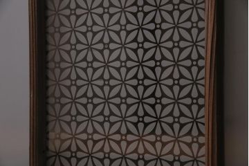 ラフジュ工房オリジナル　古建具リメイク　ダイヤガラス・すりガラス・花菱文様ガラス　大正ロマン薫るキャビネット(ガラス戸棚、収納棚)(R-045559)