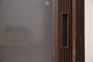 ラフジュ工房オリジナル　古建具リメイク　ダイヤガラス・すりガラス・花菱文様ガラス　大正ロマン薫るキャビネット(ガラス戸棚、収納棚)(R-045559)