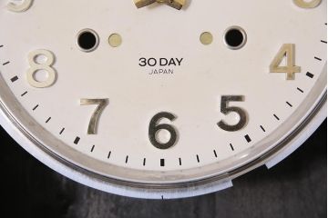 アンティーク時計　昭和レトロ　SEIKO(セイコー)　30DAY　電池式　金色の文字がお洒落な柱時計(掛け時計)(R-045565)