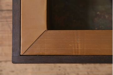 アンティーク雑貨　昭和中期　桑材　透かし彫り入りの小さな角火鉢(木製火鉢、箱火鉢)(R-045567)