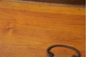 アンティーク雑貨　昭和レトロ　ヒノキ材　温かみのある質感が魅力の木製収納ボックス(小物入れ、収納箱、木箱)(R-045580)