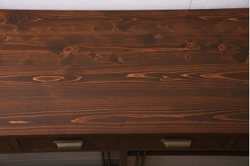 ラフジュ工房オリジナル　昭和初期　古建具リメイク　すりガラス　引き出し付き　レトロな雰囲気の鉄脚付リビングボード(収納棚、戸棚、テレビ台、キャビネット)(R-045581)