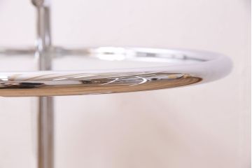 中古　Cassinaixc.(カッシーナイクスシー)取り扱い　ClassiCon(クラシコン)　Eileen Gray(アイリーン・グレイ)　ADJUSTABLE TABLE(アジャスタブルテーブル)　E1027　サイドテーブル(定価約15万円)(ガラステーブル、ラウンドテーブル)(R-045583)