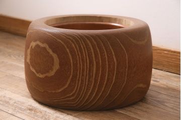 アンティーク雑貨　昭和初期　大胆な杢目が目を引く桐火鉢(木製火鉢、手あぶり)(R-045585)