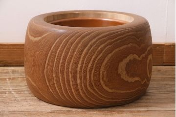 アンティーク雑貨　昭和初期　大胆な杢目が目を引く桐火鉢(木製火鉢、手あぶり)(R-045585)
