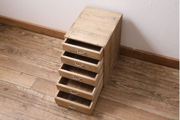 アンティーク家具　ストリップド(剥離)　昭和初期　桐材　素朴な雰囲気が魅力の小引き出し(小物入れ、卓上収納)(R-045593)