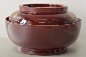 大正〜昭和初期　梅に松ぼっくり　折鶴蒔絵　木製椀5客(蓋付き椀、お椀)(R-045610)