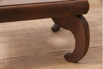 アンティーク家具　総ケヤキ材　和風スタイルにぴったりな小さな花台(飾り台)(R-045622)