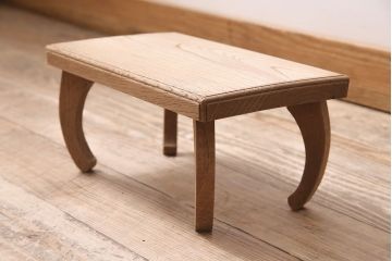 アンティーク家具　大正昭和初期　ストリップド(剥離)　総ケヤキ材　力強い木目が魅力の花台(飾り台)(R-045623)