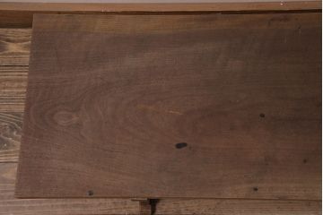 アンティーク家具　明治大正期　天板朴の木・引き出し前板ケヤキ材　使い込まれた木肌が味わい深い文机(座机)(R-045628)