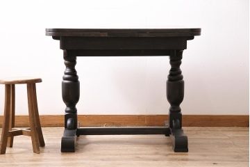 アンティーク家具　イギリスアンティーク　落ち着いた色合いの和洋折衷なドローリーフテーブル(エクステンションテーブル、カフェテーブル、ダイニングテーブル)(R-045630)
