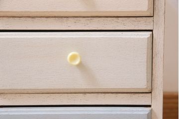 レトロ家具　ペイント　ナチュラルやフレンチスタイルにぴったりな小引き出し(小物収納)(R-045638)