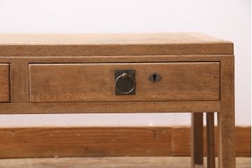 アンティーク家具　昭和初期　ストリップド(剥離)　ナラ材・天板突き板　素朴な木味が魅力のレトロな文机(ローテーブル)(R-045640)