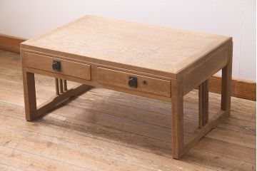 アンティーク家具　昭和初期　ストリップド(剥離)　ナラ材・天板突き板　素朴な木味が魅力のレトロな文机(ローテーブル)(R-045640)