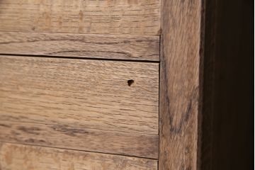 アンティーク家具　昭和初期　ナラ材　引き出し17杯・仕切り板付き　味わい深い木味が魅力の縦長チェスト(サイドチェスト、引き出し)(R-045641)