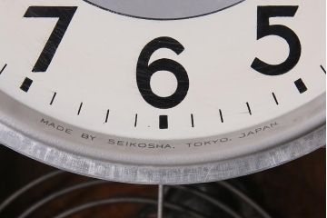 アンティーク時計　昭和中期　精工舎(SEIKOSHA、セイコー)　ゼンマイ式　宮型　昭和レトロな柱時計(掛け時計、振り子時計)(R-045647)