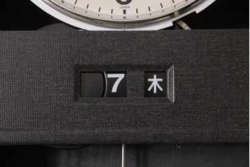 アンティーク時計　昭和中期　SEIKO(セイコー)　ゼンマイ式　カレンダー付き　30DAY　渋い色合いの掛け時計(柱時計、振り子時計)(R-045649)