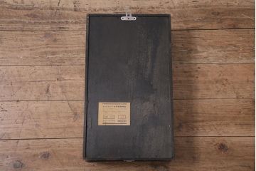 アンティーク時計　昭和中期　SEIKO(セイコー)　ゼンマイ式　カレンダー付き　30DAY　渋い色合いの掛け時計(柱時計、振り子時計)(R-045649)