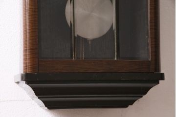 アンティーク時計　昭和中期　Meiji(明治時計社)　ゼンマイ式　大振りのクラシカルな掛け時計(柱時計、振り子時計)(R-045650)