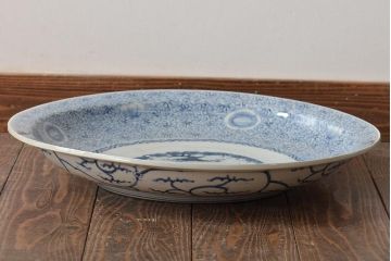 江戸期　古伊万里　大明成化年製　一尺五寸　線描き花唐草染付　大皿(47cm)(R-045662)
