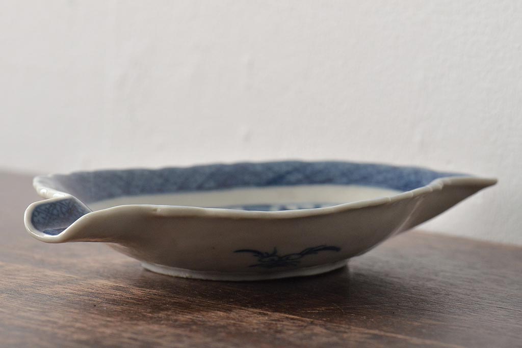 嘉慶年製 古染付 楼閣山水文葉皿(中国)(R-045672)