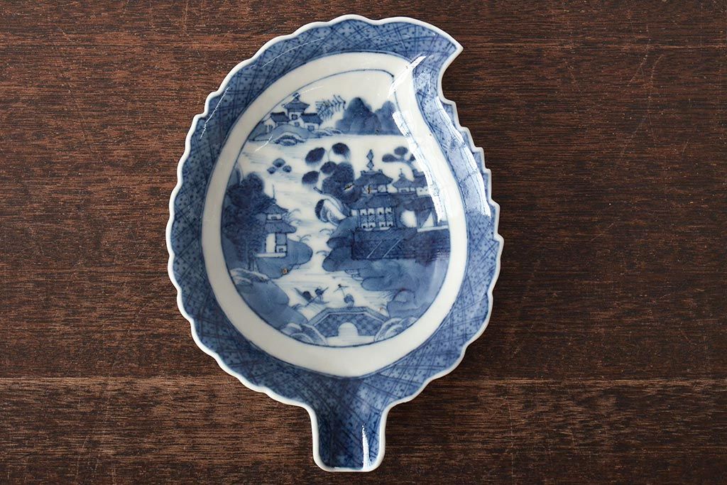嘉慶年製 古染付 楼閣山水文葉皿(中国)(R-045672)