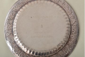 大阪　尚美堂造　純銀　青海盆　共箱(重量約150g)(R-045675)