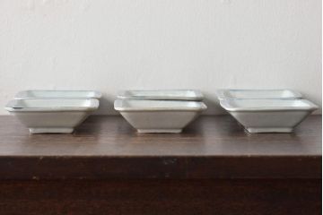 江戸期　梅の図　和の空間を彩るアンティークの染付小皿6枚セット(角皿、和食器)(R-045676)