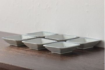 江戸期　梅の図　和の空間を彩るアンティークの染付小皿6枚セット(角皿、和食器)(R-045676)