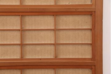 アンティーク建具　昭和中期　裏障子付き　赤みがかった色合いの帯格子戸4枚セット(障子戸、引き戸、建具)(R-045691)