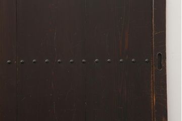 アンティーク建具　明治期　杉材　鋲がアクセントのシンプルな板戸4枚セット(引き戸、建具)(R-045693)