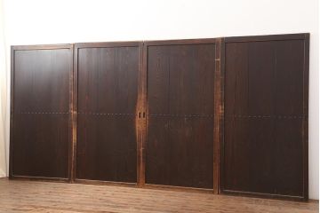 アンティーク建具　明治期　杉材　鋲がアクセントのシンプルな板戸4枚セット(引き戸、建具)(R-045693)