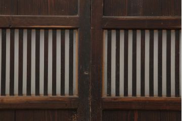 アンティーク建具　明治期　和空間や古民家スタイルにおすすめな格子帯戸4枚セット(ガラス帯戸、引き戸、建具)(R-045698)