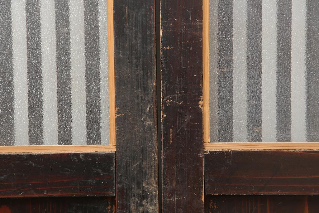 アンティーク建具　明治期　和空間や古民家スタイルにおすすめな格子帯戸4枚セット(ガラス帯戸、引き戸、建具)(R-045698)