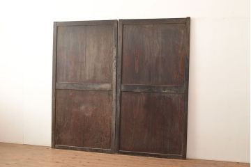 和製アンティーク　シンプルなデザインが取り入れやすい帯戸2枚セット(引き戸、建具、板戸)(R-045706)